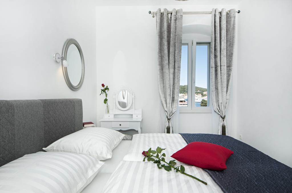 Apartments Mihaela Split Extérieur photo